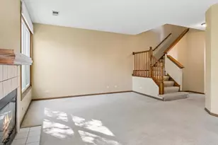 980 Sheridan Cir, Naperville, IL 60563 - Photo 9