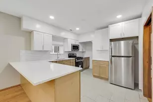 4942 N Sheridan Rd, Chicago, IL 60604 - Photo 5