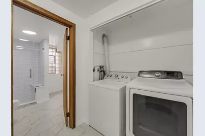 4942 N Sheridan Road #7, Chicago, IL 60604 - Photo 9