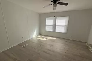 227 Blackthorn Rd, Matteson, IL 60443 - Photo 5