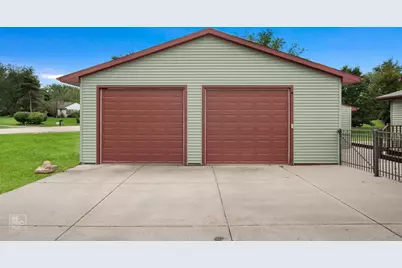 18410 119th Street, Bristol, WI 53104 - Photo 21