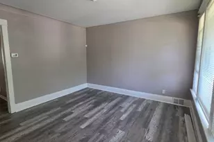 309 E 120th Pl, Chicago, IL 60628 - Photo 3
