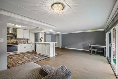 10360 Parkside Avenue #2B, Oak Lawn, IL 60453 - Photo 11