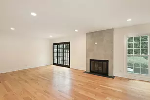 823 Suffield Square, Lincolnshire, IL 60069 - Photo 5