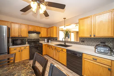 517 Silver Leaf Drive #517, Joliet, IL 60431 - Photo 7
