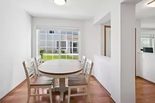 1156 Westminster Ln, Elk Grove Village, IL 60007 - Photo 5
