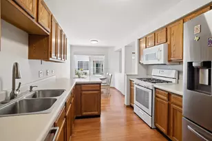 1156 Westminster Ln, Elk Grove Village, IL 60007 - Photo 7