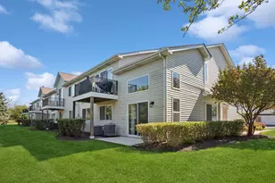 1156 Westminster Ln, Elk Grove Village, IL 60007 - Photo 19