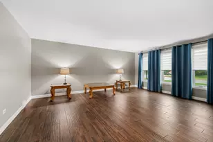 12006 Forest View Dr, Orland Park, IL 60467 - Photo 3