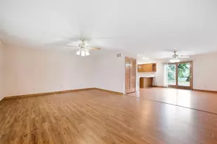 2035 S Berta Rd, Braceville, IL 60407 - Photo 9