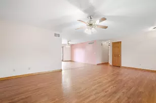 2035 S Berta Rd, Braceville, IL 60407 - Photo 7