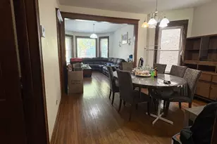 3341 W Evergreen Ave, Chicago, IL 60651 - Photo 9