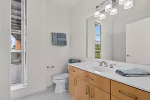 1572 Maple Ave, Evanston, IL 60201 - Photo 25