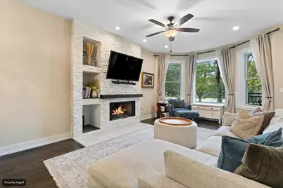 1939 N Humboldt Boulevard #1S, Chicago, IL 60647 - Photo 5