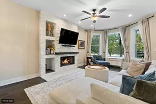 1939 N Humboldt Blvd, Chicago, IL 60647 - Photo 5