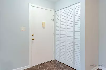 575 Heritage Drive #206, Schaumburg, IL 60169 - Photo 5
