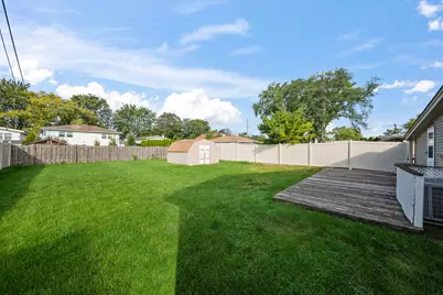 1080 Perda Lane, Des Plaines, IL 60016 - Photo 15