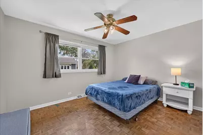 913 S Lancaster Street, Mount Prospect, IL 60056 - Photo 25
