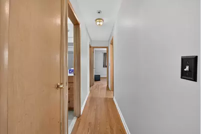 913 S Lancaster Street, Mount Prospect, IL 60056 - Photo 29