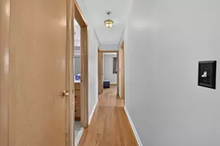 913 S Lancaster St, Mount Prospect, IL 60056 - Photo 29