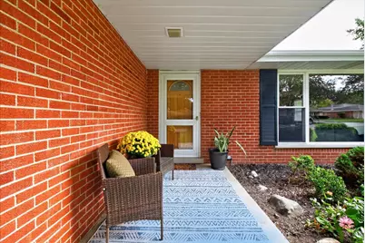 913 S Lancaster Street, Mount Prospect, IL 60056 - Photo 41