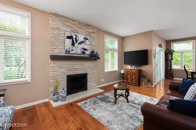 4 Mashie Court, Woodridge, IL 60517 - Photo 3