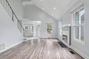 552 Delmar Ct, Elk Grove Village, IL 60007 - Photo 5