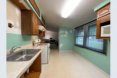 2086 Nimitz Drive, Des Plaines, IL 60018 - Photo 5
