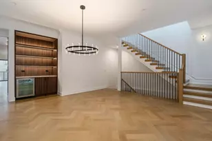 3714 N Claremont Ave, Chicago, IL 60618 - Photo 11