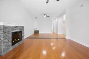 2438 W Chicago Ave, Chicago, IL 60622 - Photo 3