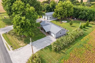 8015 Brubaker Rd, Iuka, IL 62849 - Photo 47