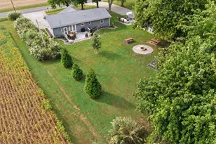 8015 Brubaker Rd, Iuka, IL 62849 - Photo 37