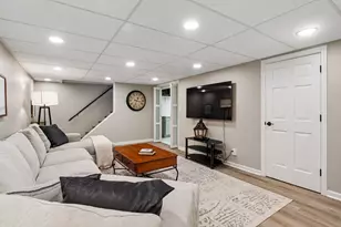 585 Yellowstone Dr, Elgin, IL 60123 - Photo 27