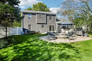 585 Yellowstone Dr, Elgin, IL 60123 - Photo 35