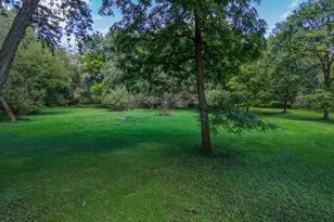 951 Irving Ave, Woodstock, IL 60098 - Photo 23