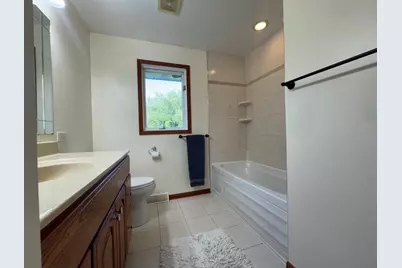 951 Irving Avenue, Woodstock, IL 60098 - Photo 11