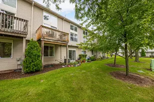 347 Gladstone Ln, Elgin, IL 60120 - Photo 35