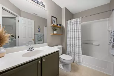 347 Gladstone Lane, Elgin, IL 60120 - Photo 29