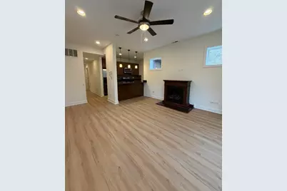 7733 N Marshfield Avenue #3, Chicago, IL 60626 - Photo 3