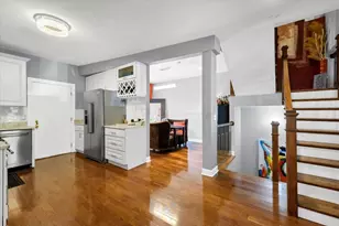 2339 E 72nd St, Chicago, IL 60649 - Photo 7
