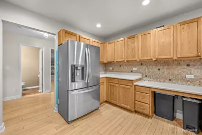 148 S Glenbrook Trail, McHenry, IL 60050 - Photo 11