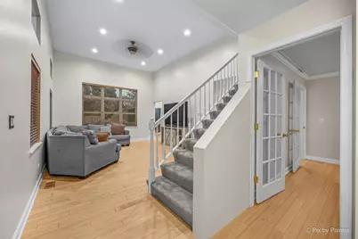 148 S Glenbrook Trail, McHenry, IL 60050 - Photo 5