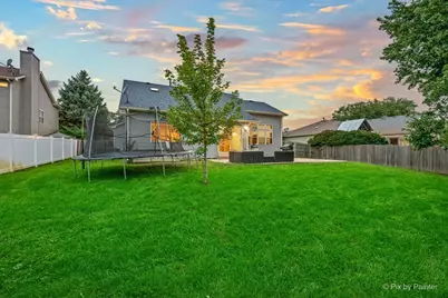 148 S Glenbrook Trail, McHenry, IL 60050 - Photo 41