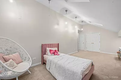 148 S Glenbrook Trail, McHenry, IL 60050 - Photo 29