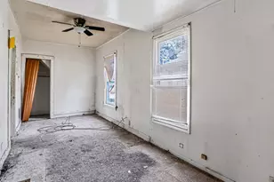 11723 S Stewart Ave, Chicago, IL 60628 - Photo 13