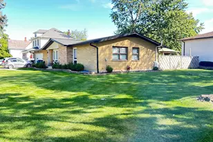 141 W Army Trail Blvd, Addison, IL 60101 - Photo 9