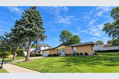 141 W Army Trail Boulevard, Addison, IL 60101 - Photo 3