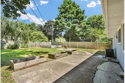 1606 Normandy Drive, Champaign, IL 61821 - Photo 3