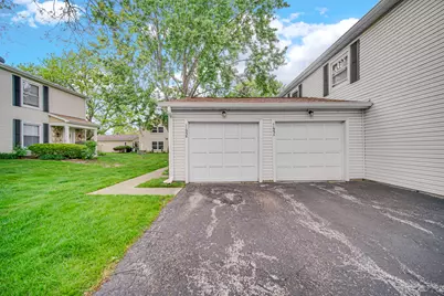 1193 E Barberry Lane #B, Palatine, IL 60074 - Photo 5