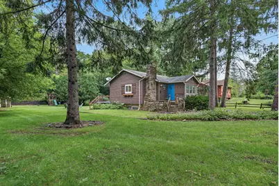 27686 W Rowe Avenue, Spring Grove, IL 60081 - Photo 1